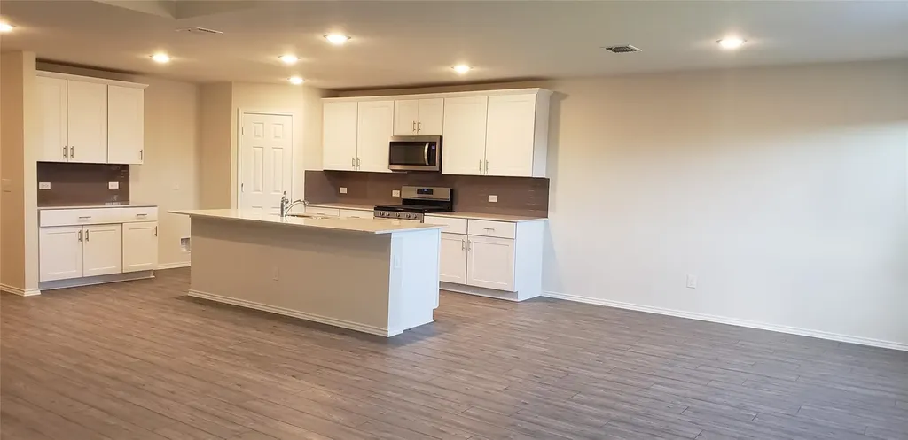 933 Dressage Drive Haslet TX 76052