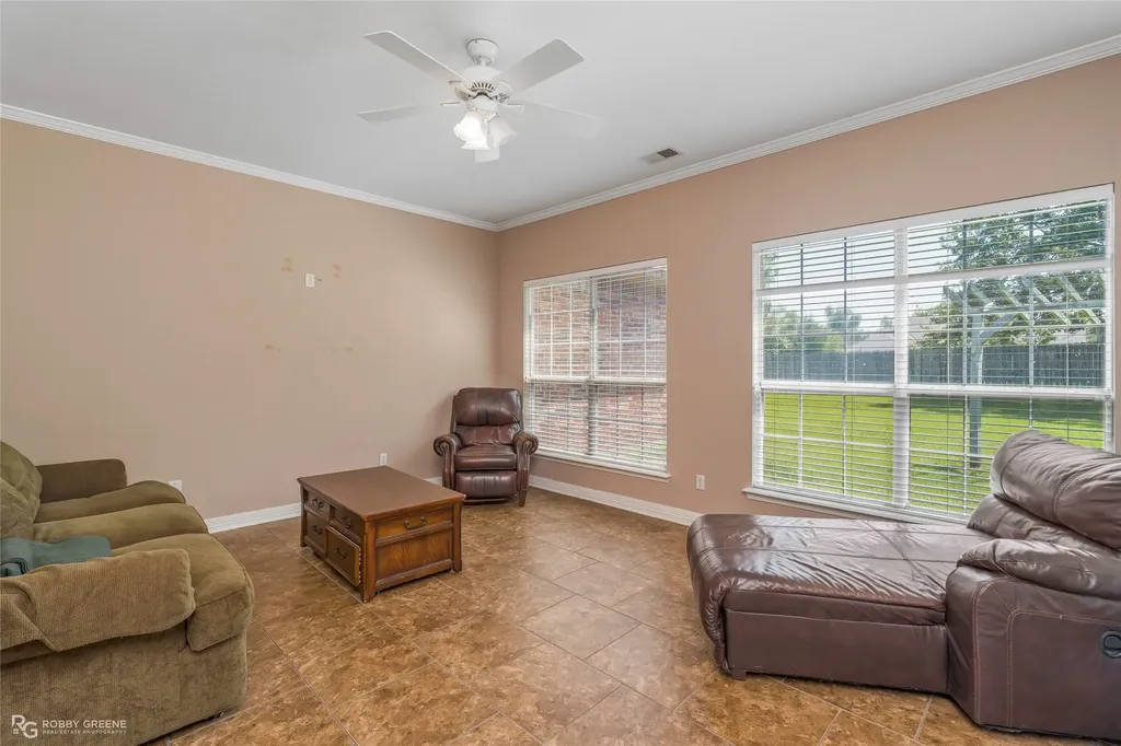 4855 Fairway View Shreveport LA 71107