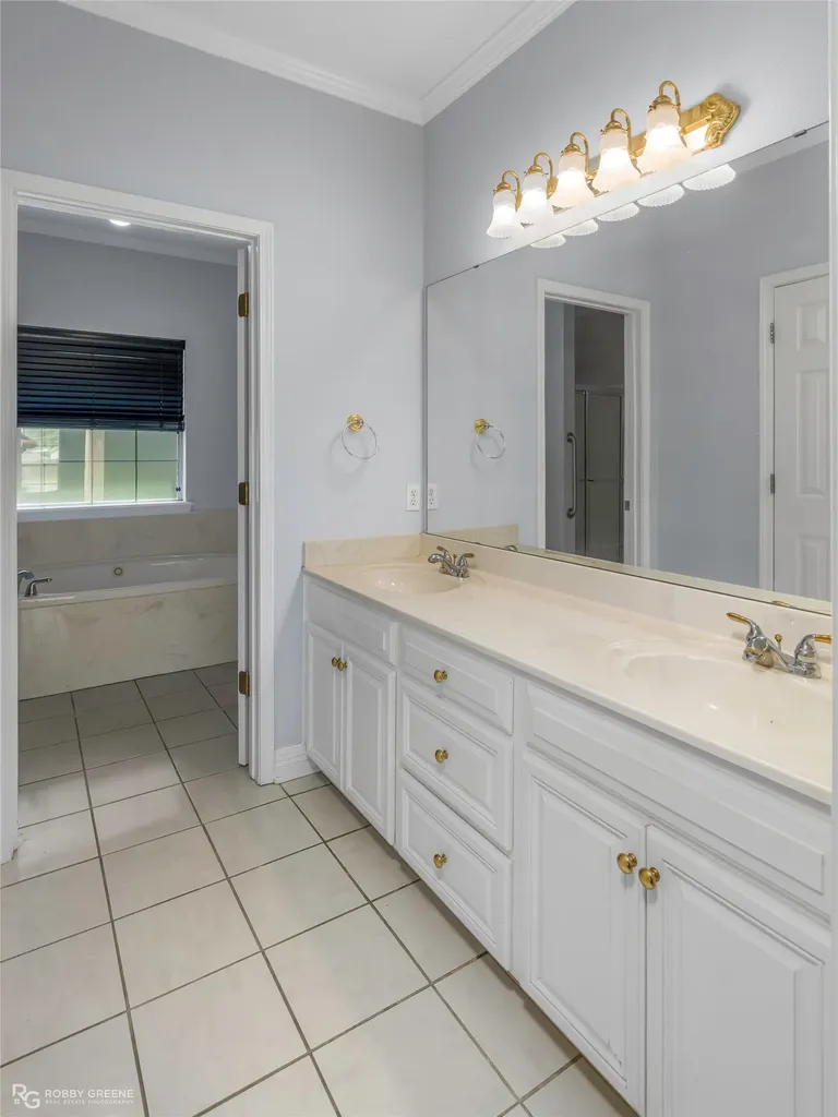 4855 Fairway View Shreveport LA 71107