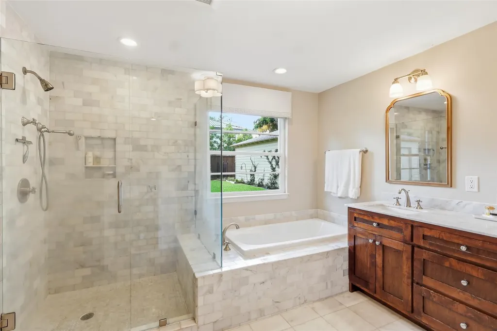 6534 Winton Street Dallas TX 75214