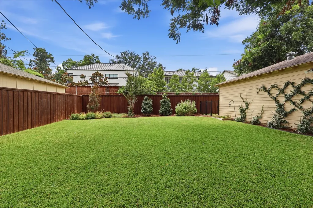 6534 Winton Street Dallas TX 75214