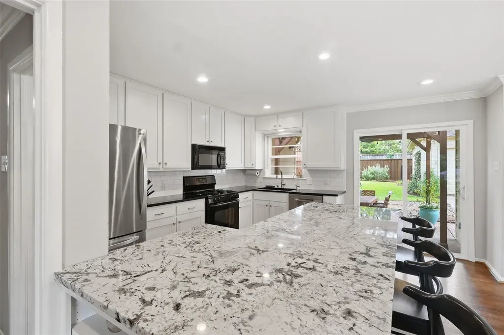 6534 Winton Street Dallas TX 75214