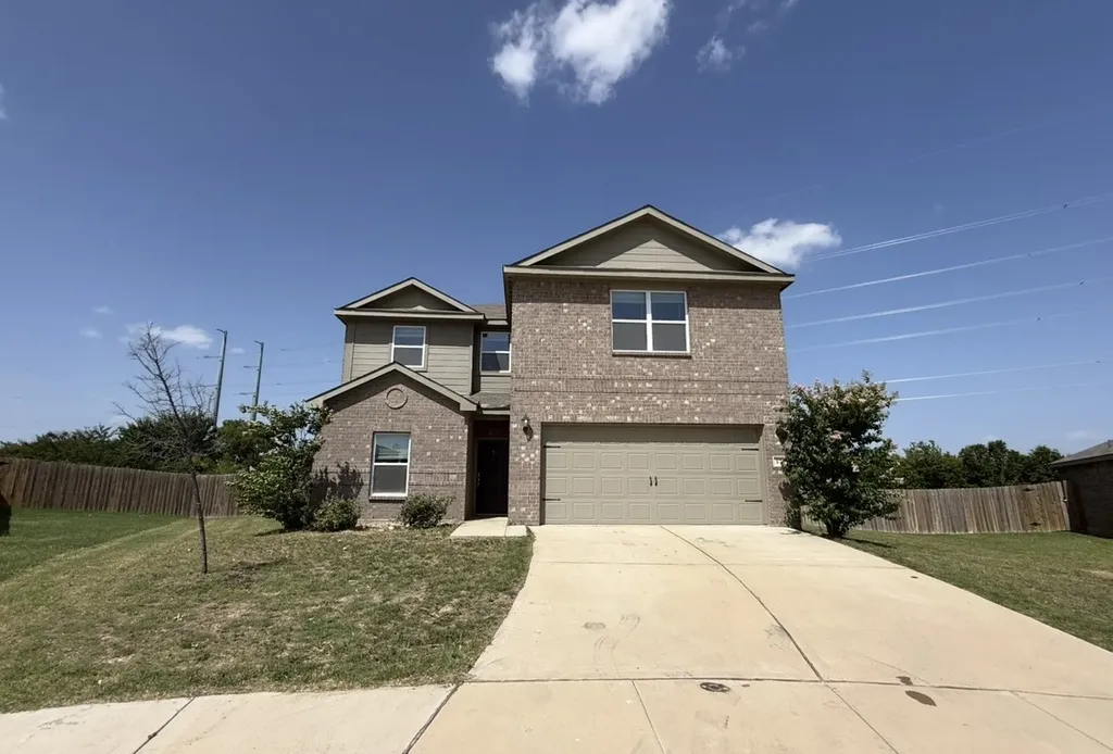 176 Banjo Trail Newark TX 76071