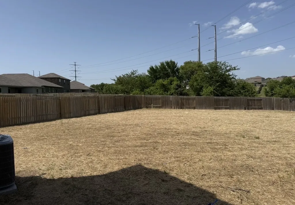 176 Banjo Trail Newark TX 76071