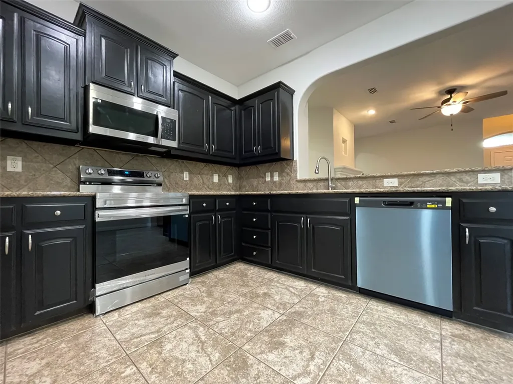 4604 Gunnison Drive Denton TX 76208