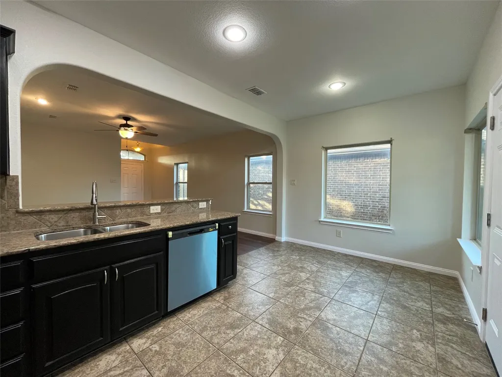 4604 Gunnison Drive Denton TX 76208