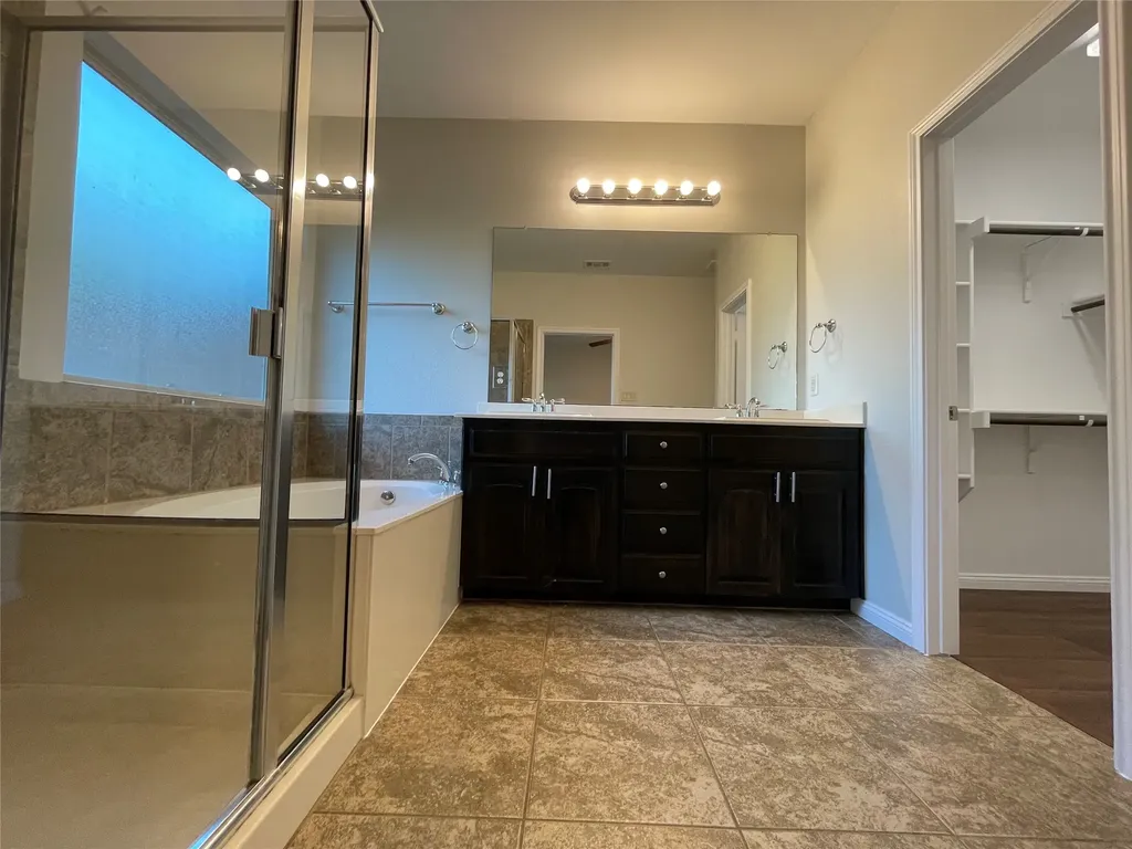 4604 Gunnison Drive Denton TX 76208
