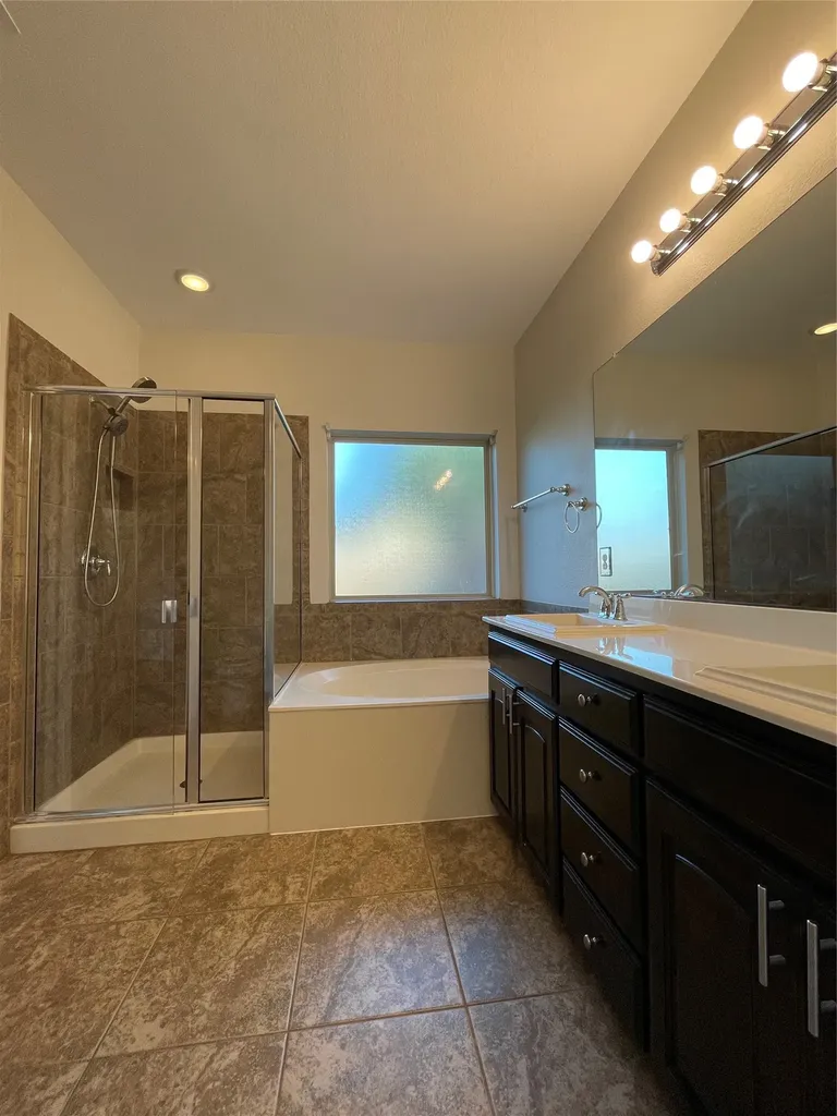 4604 Gunnison Drive Denton TX 76208