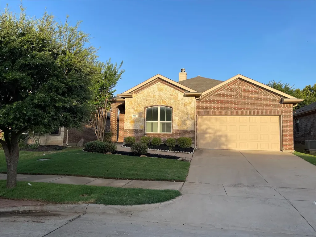 4604 Gunnison Drive Denton TX 76208