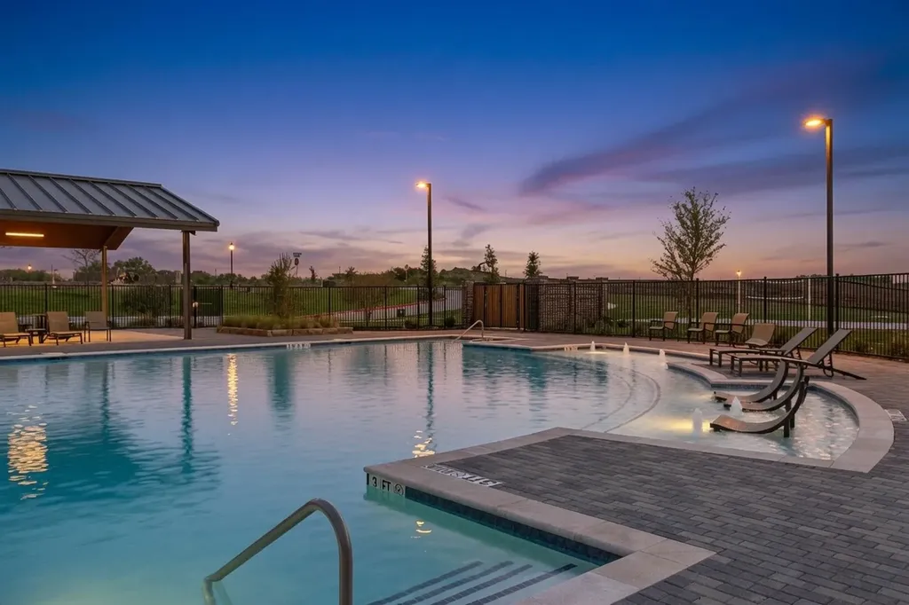 3304 Biggs Avenue Aubrey TX 76227
