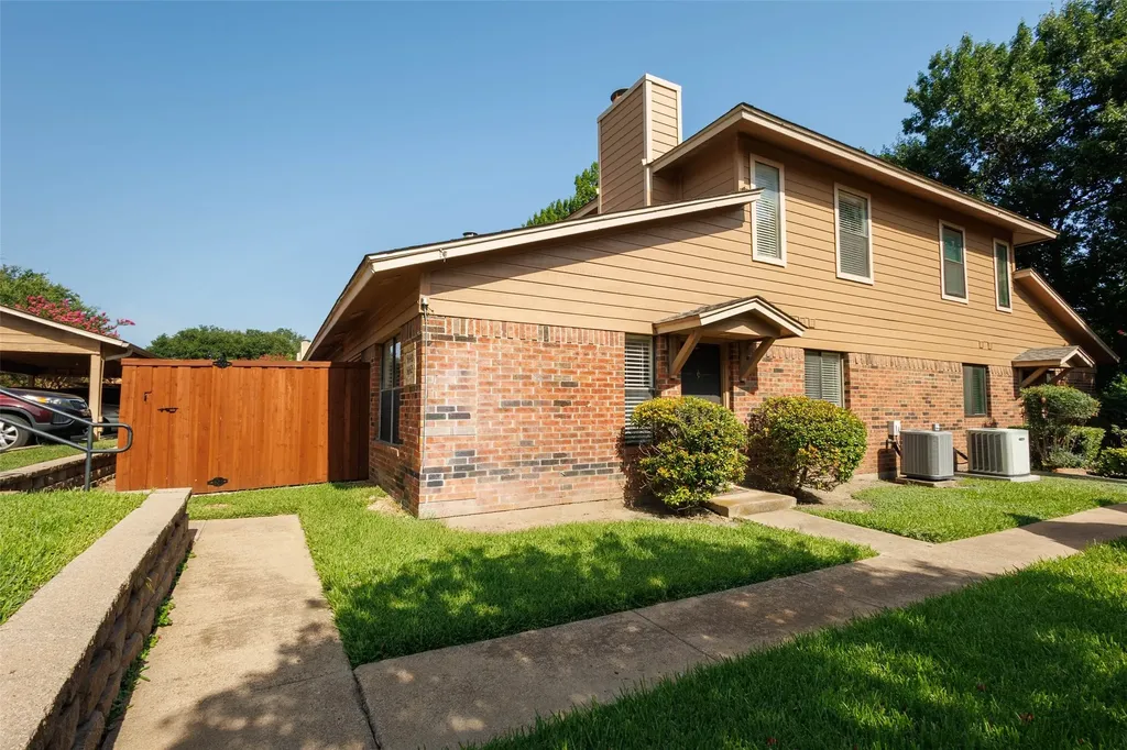 5640 Cedar Creek Drive Benbrook TX 76109