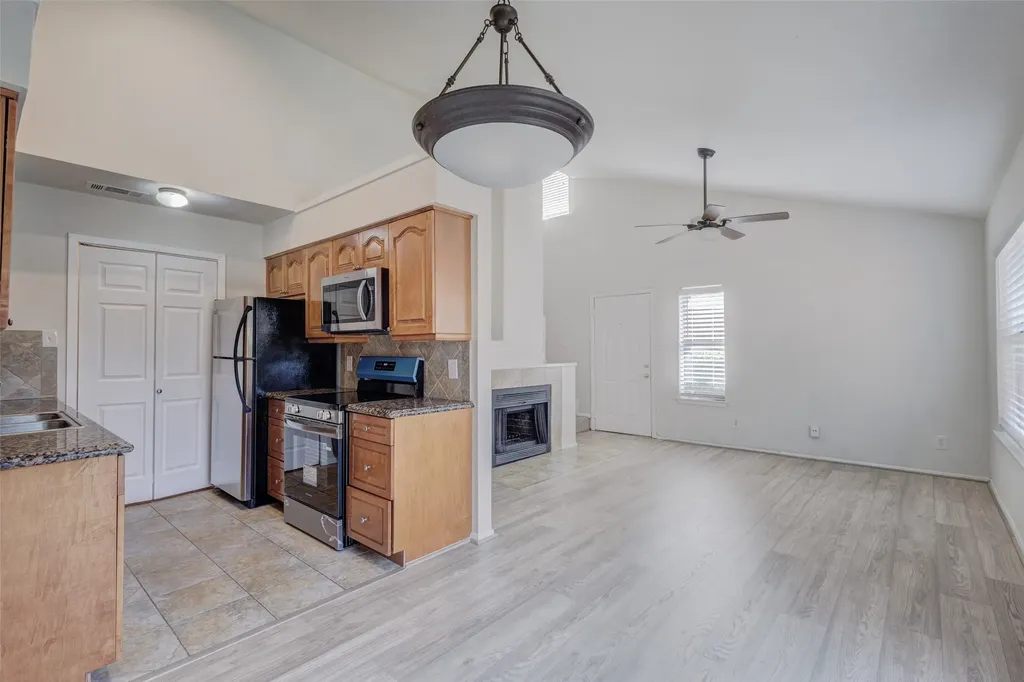 5640 Cedar Creek Drive Benbrook TX 76109