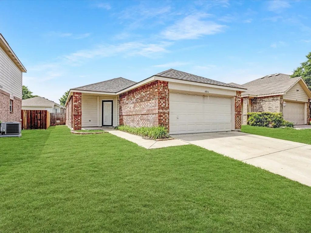 4816 Waterford Drive Fort Worth TX 76179