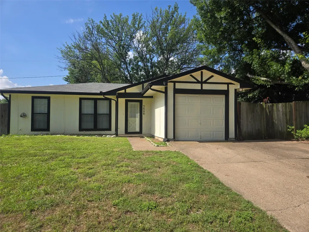 3808 Indian Wells Drive Arlington TX 76017