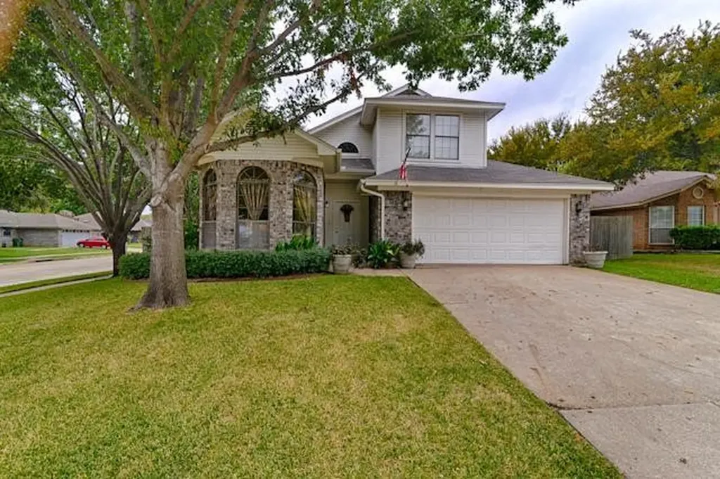 6404 Tempest Drive Arlington TX 76001
