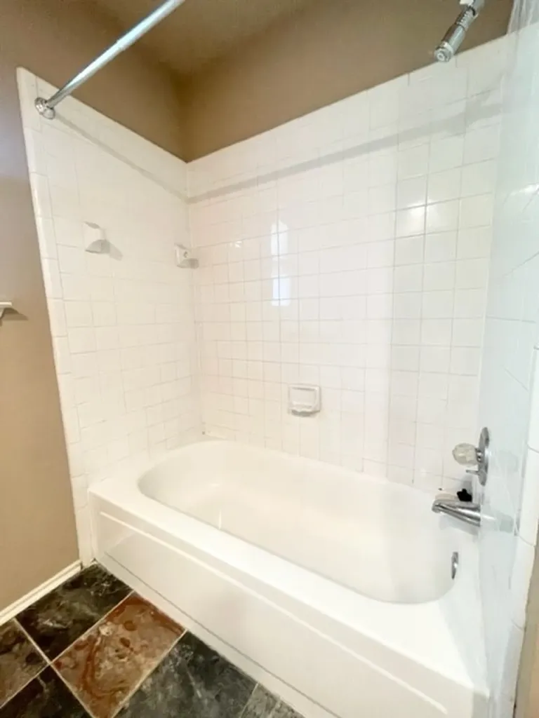 6404 Tempest Drive Arlington TX 76001
