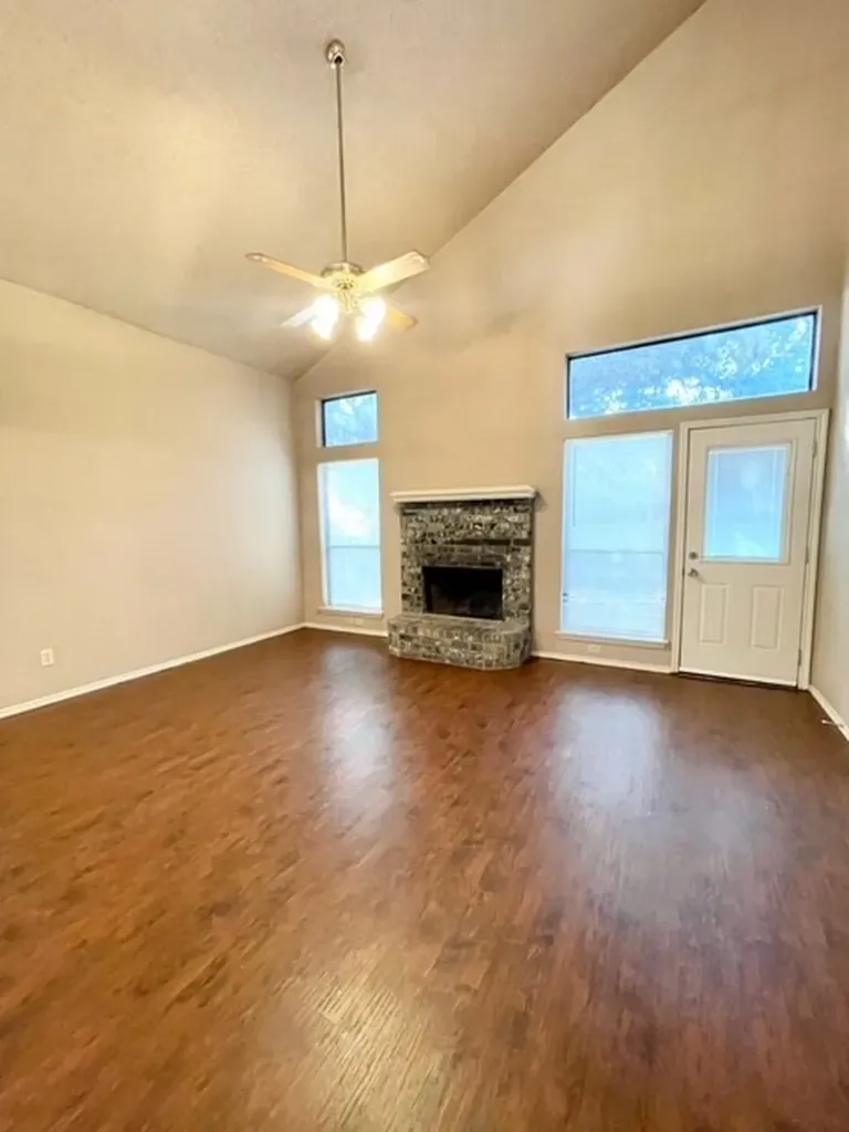 6404 Tempest Drive Arlington TX 76001