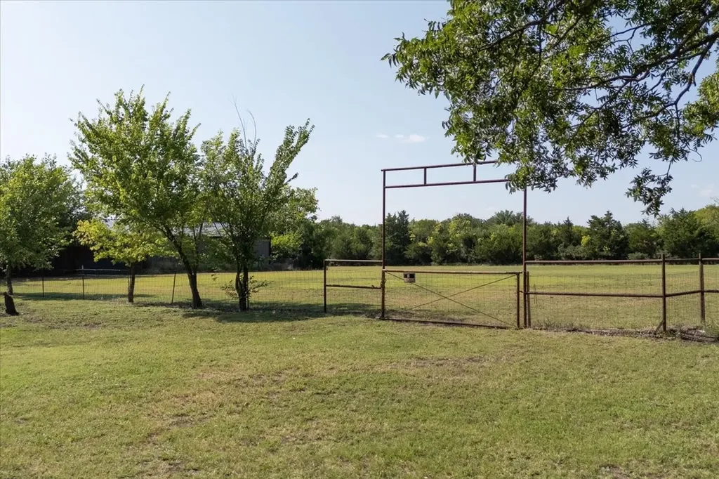 404 Hackberry Drive Anna TX 75409