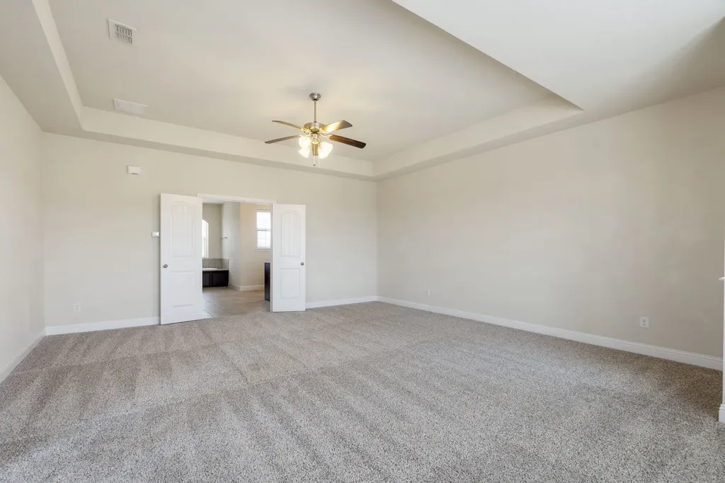 2640 Venice Drive Grand Prairie TX 75054