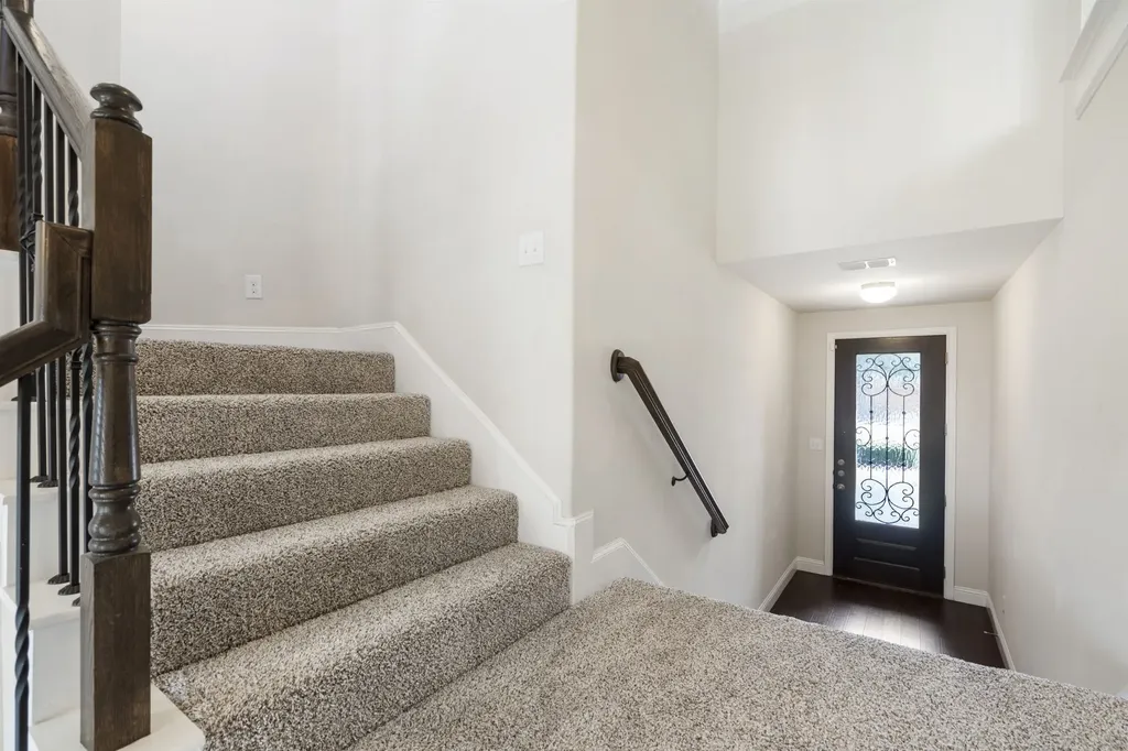 2640 Venice Drive Grand Prairie TX 75054