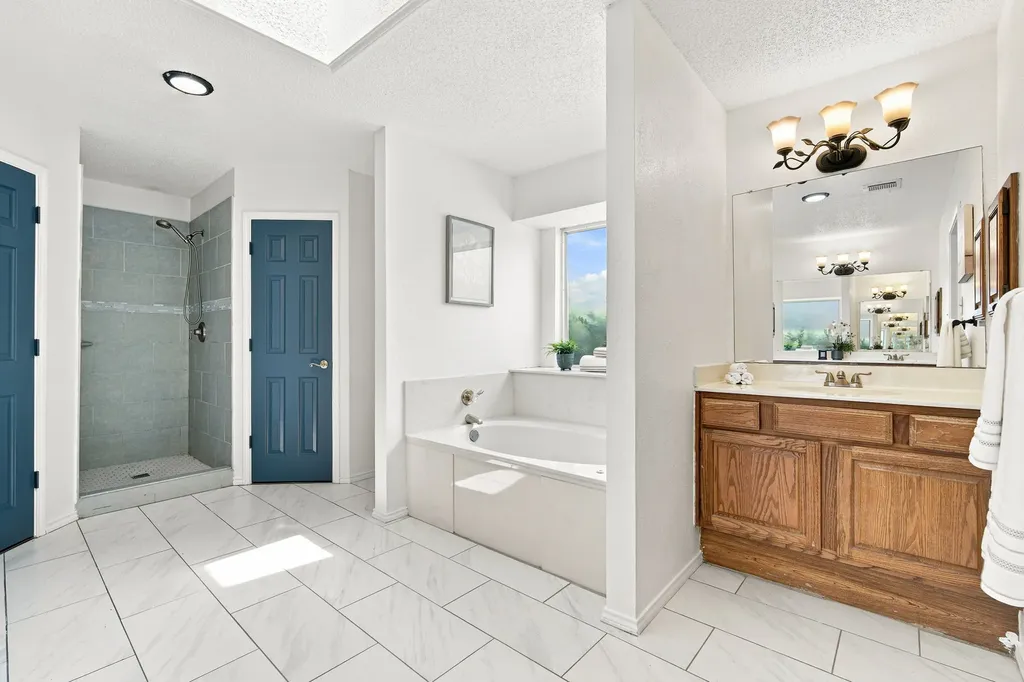 1121 The Meadows Parkway Desoto TX 75115