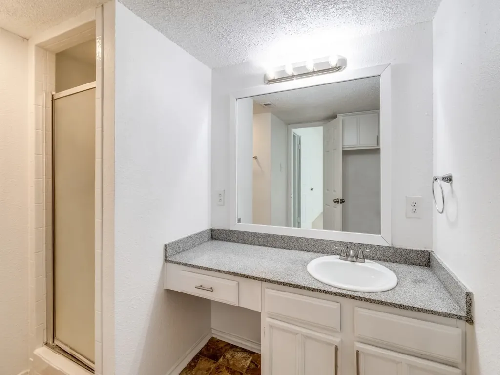 9524 Military Parkway Dallas TX 75227