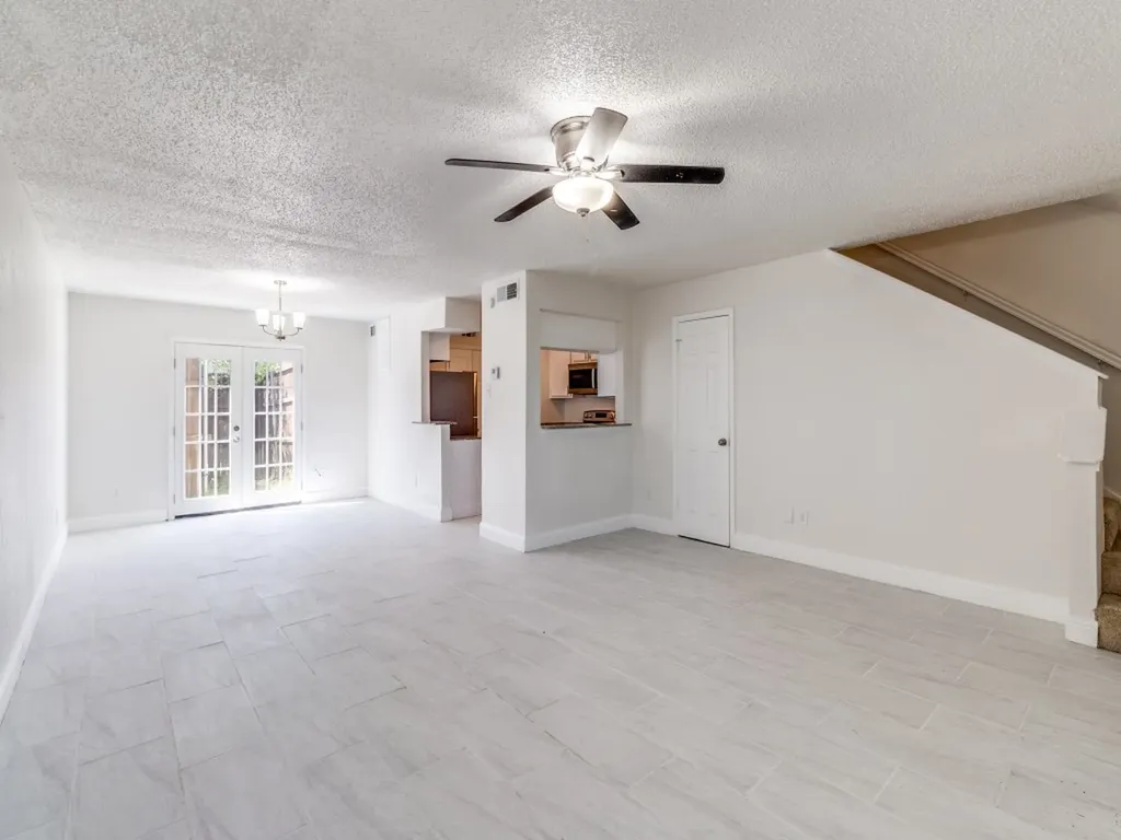 9524 Military Parkway Dallas TX 75227