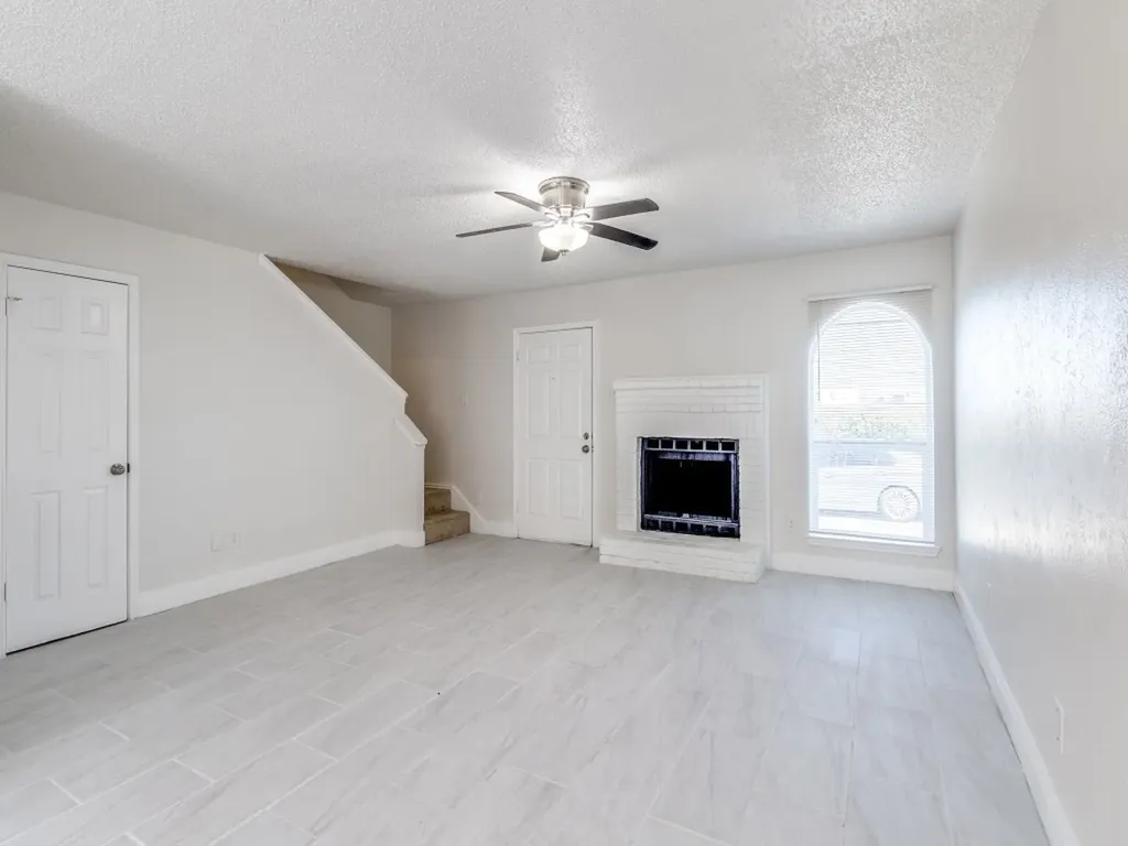 9524 Military Parkway Dallas TX 75227