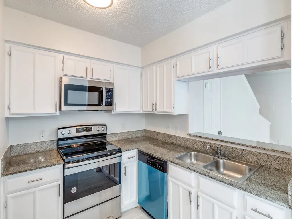 9524 Military Parkway Dallas TX 75227