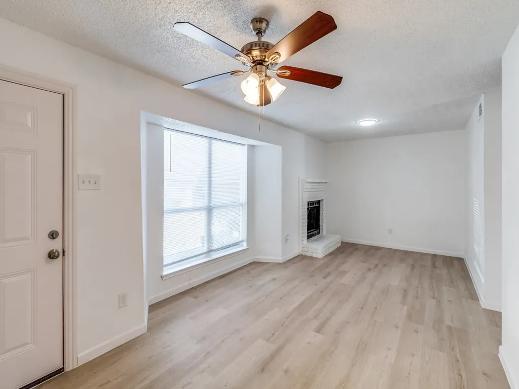 9524 Military Parkway Dallas TX 75227