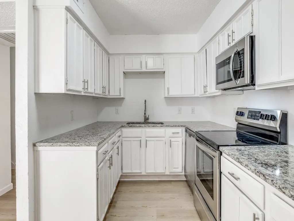 9524 Military Parkway Dallas TX 75227