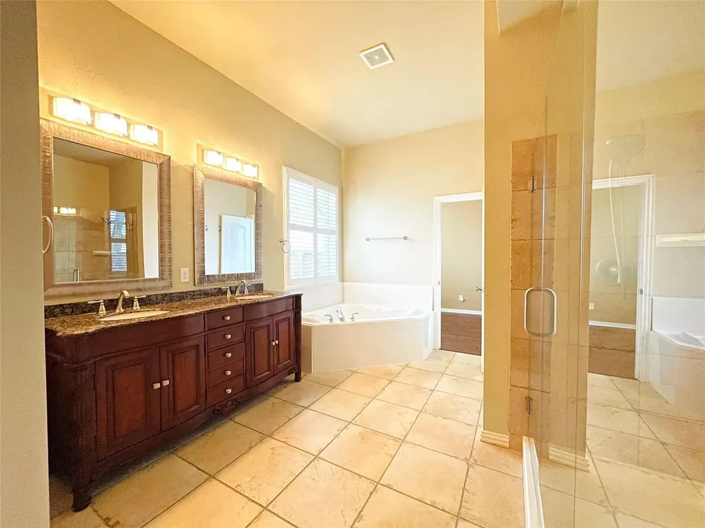 40 Emerald Pond Drive Frisco TX 75034