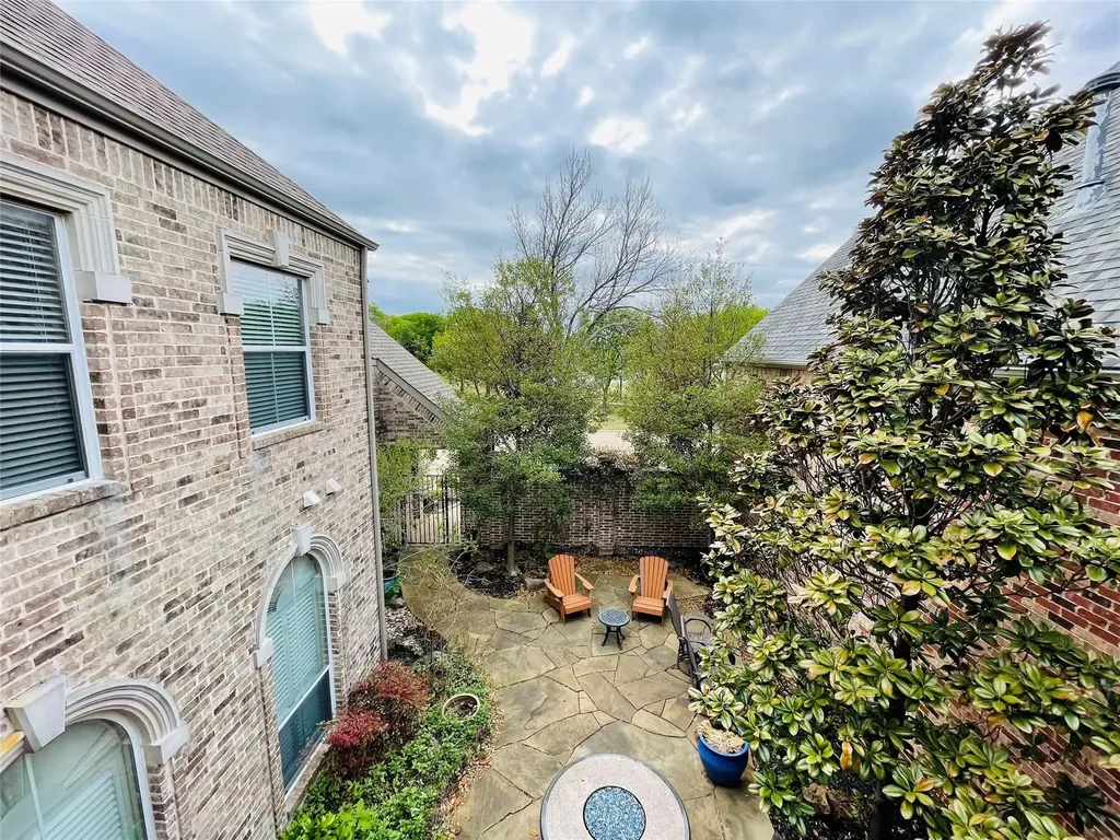 40 Emerald Pond Drive Frisco TX 75034