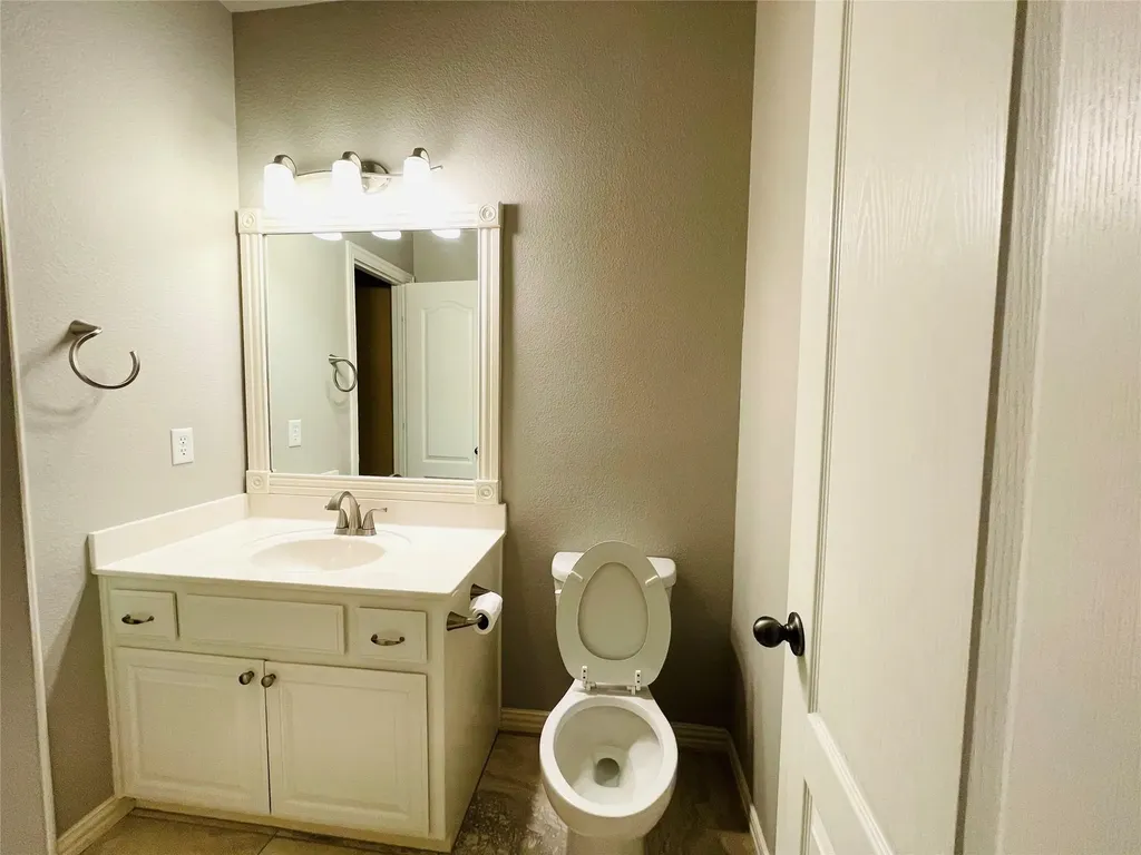 40 Emerald Pond Drive Frisco TX 75034