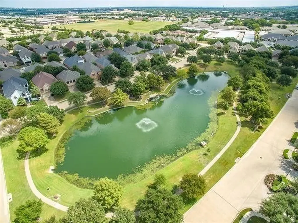 40 Emerald Pond Drive Frisco TX 75034