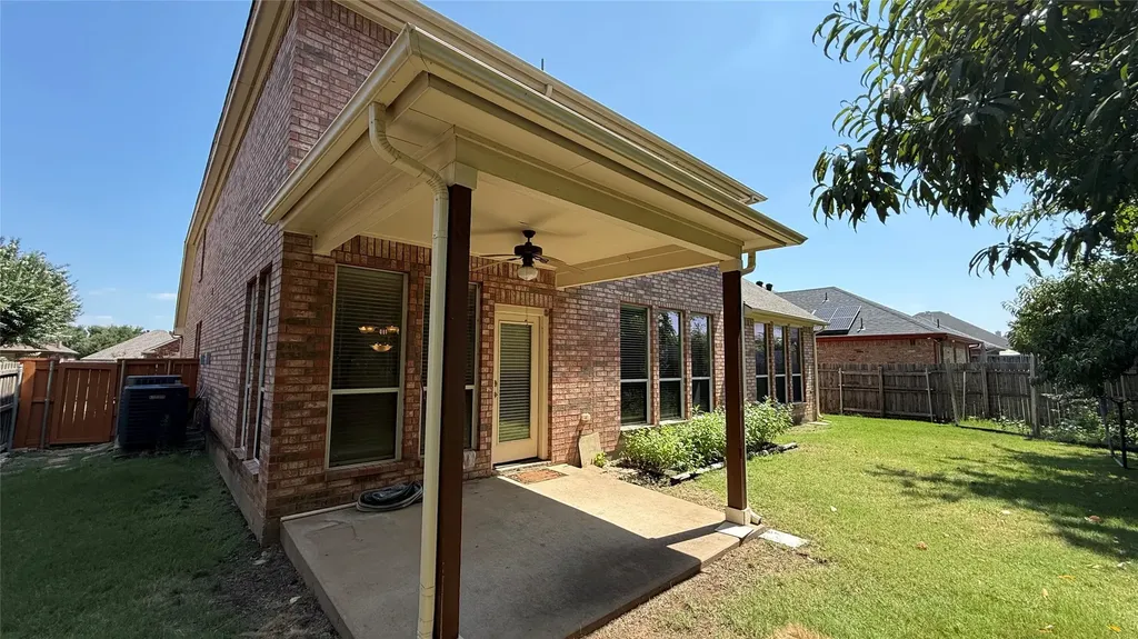 5836 Windy Meadow Lane Grand Prairie TX 75052