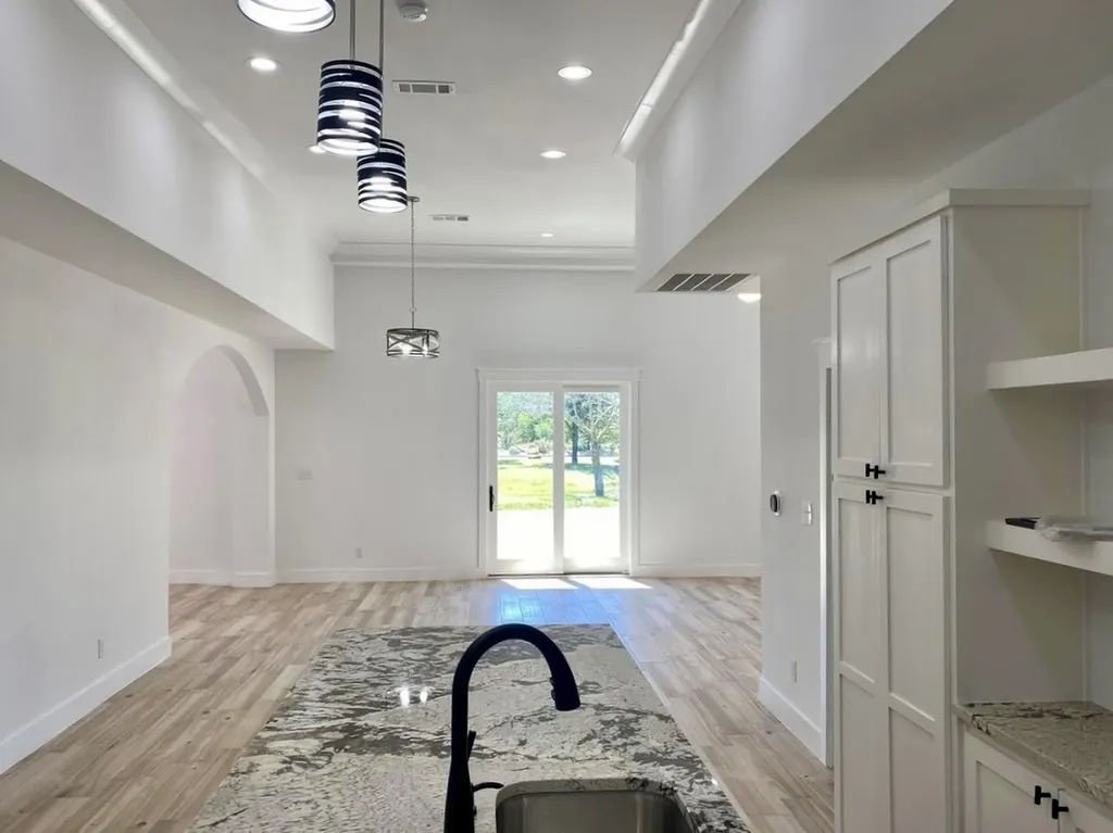 11351 Hilltop Road Argyle TX 76226