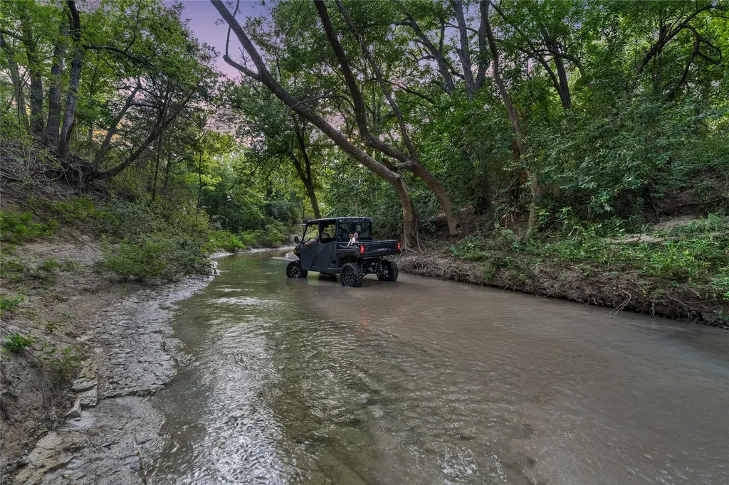 2967 Woodlawn Road Bruceville TX 76630