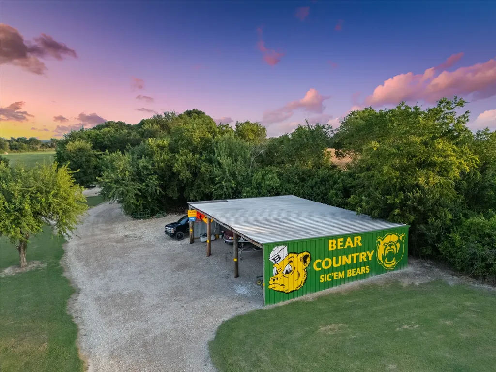2967 Woodlawn Road Bruceville TX 76630