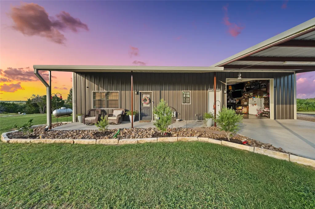 2967 Woodlawn Road Bruceville TX 76630