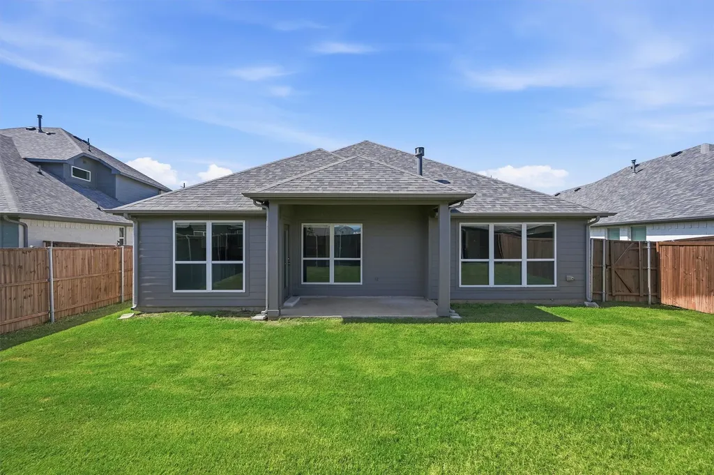 425 Hoot Owl Hill Celina TX 75009