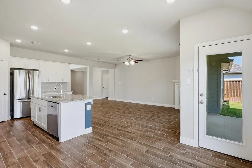 425 Hoot Owl Hill Celina TX 75009
