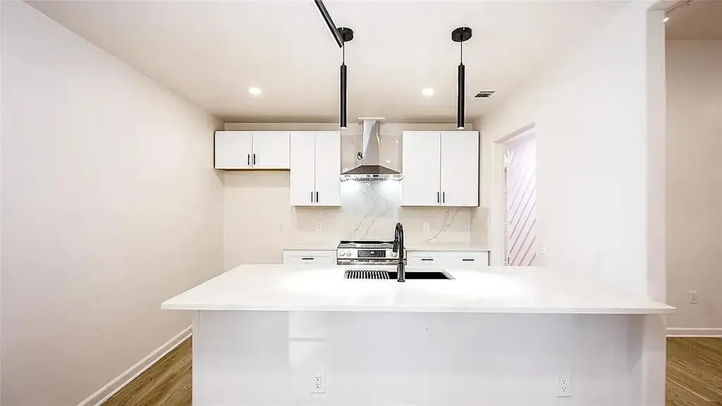 1926 Arizona Avenue Dallas TX 75216