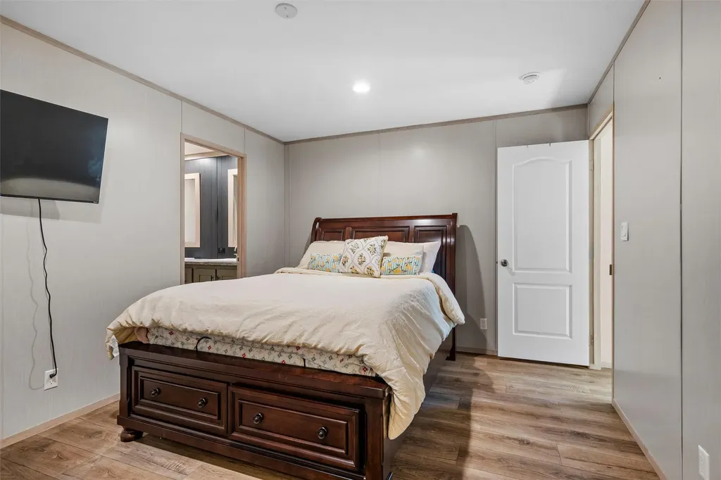 5004 Apache Court Fort Worth TX 76119