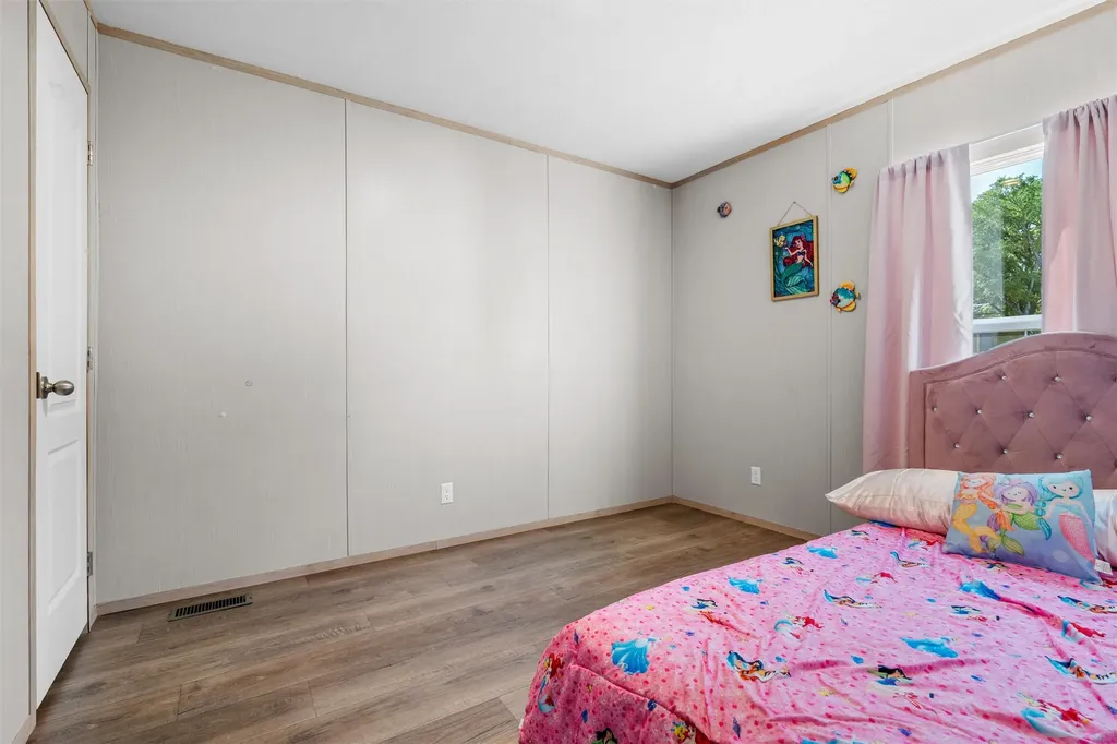 5004 Apache Court Fort Worth TX 76119