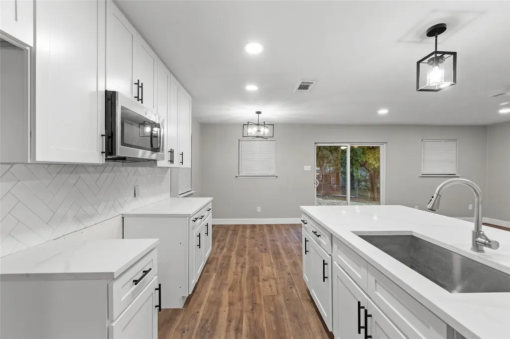 7024 Payte Lane North Richland Hills TX 76182