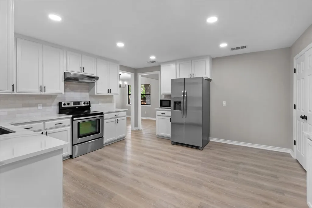 1008 Ross Trail Arlington TX 76012