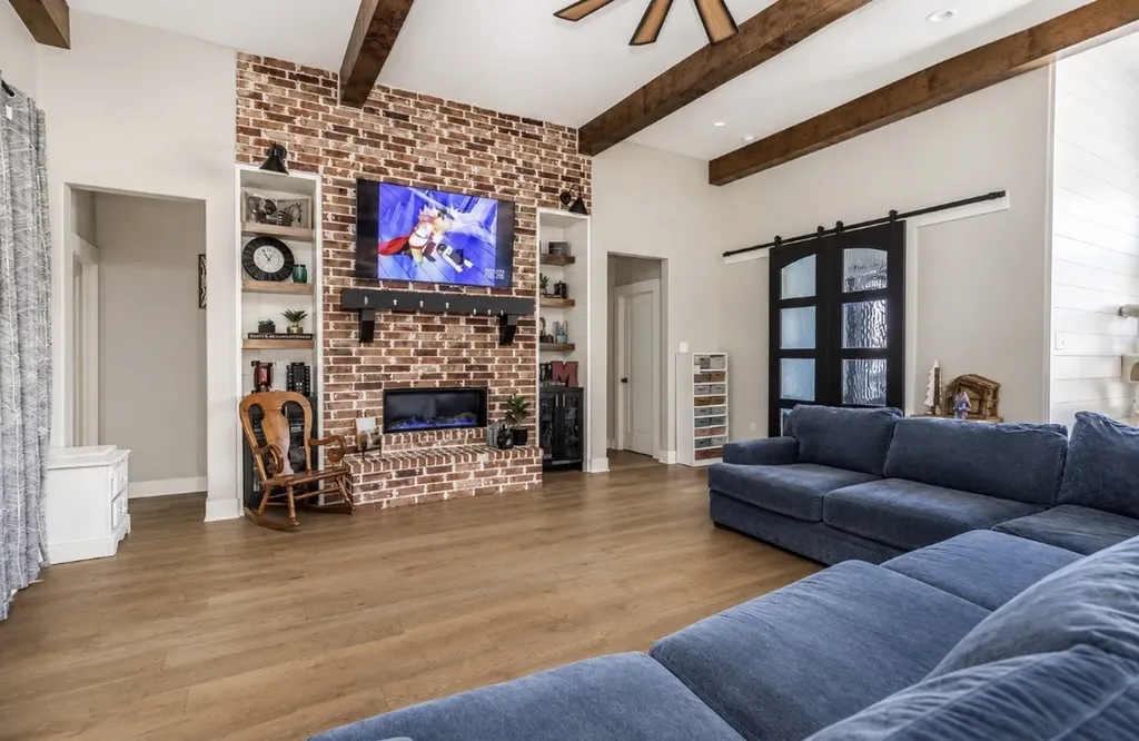 1205 Northshore Lane Valley View TX 76272