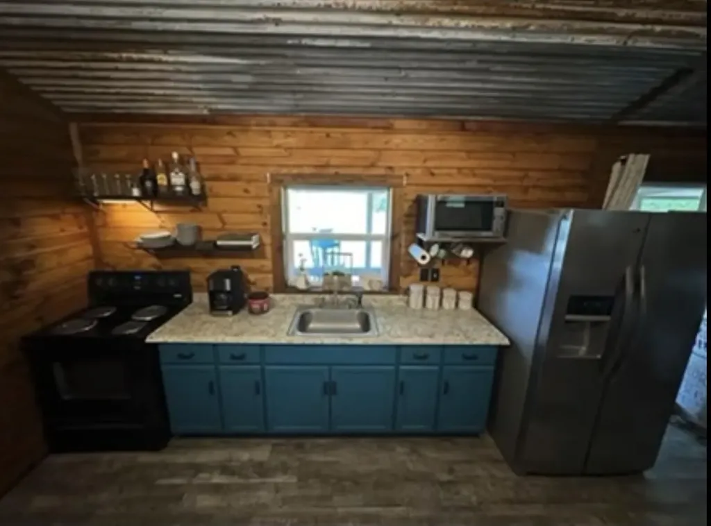 1205 Northshore Lane Valley View TX 76272
