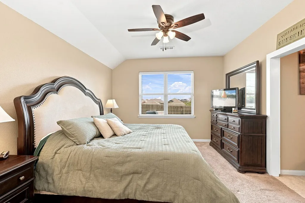 5017 Beaver Creek Avenue Denton TX 76207